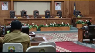 DPRD Muaro Jambi menggelar Rapat Paripurna Dalam Rangka Penyampaian Hasil Reses Masa Sidang II Tahun 2025