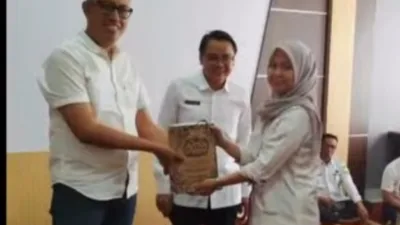 Alias, SH, MH Kepala BPKAD Gelar Syukuran untuk PPPK yang Telah Dilantik