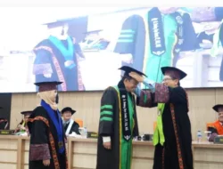 Bupati BBS Resmi Sandang Gelar Doktor dari Universitas Jambi
